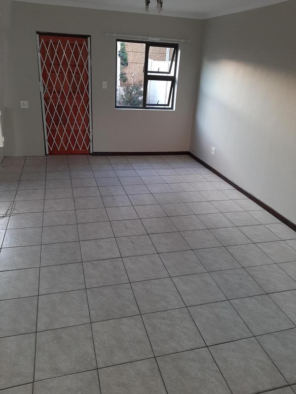 To Let 3 Bedroom Property for Rent in Parklands Western Cape